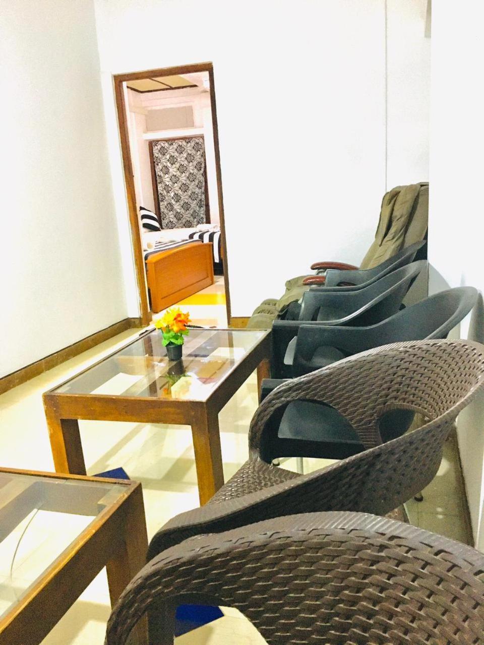 Aura City Hostel 아누라다푸라 외부 사진